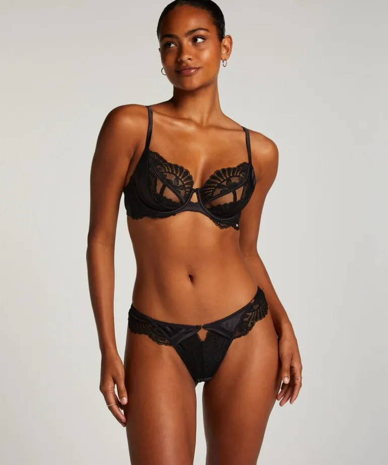 Almendra Brazilian - Black