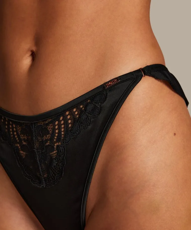 Antonia Thong - Black