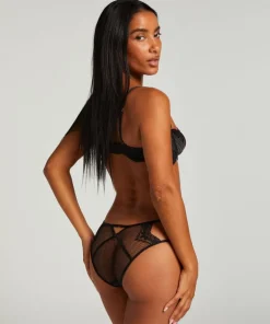 Belladonna Brazilian - Black