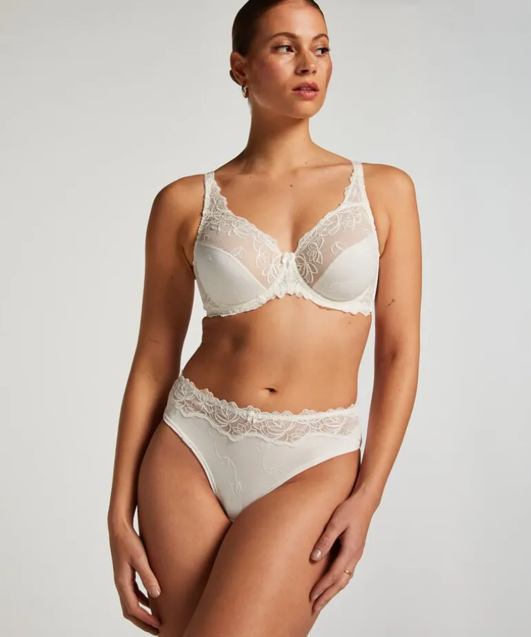 Brazilian Diva - White