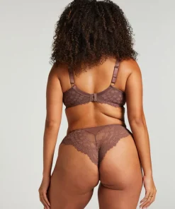 Daisy Brazilian - Brown
