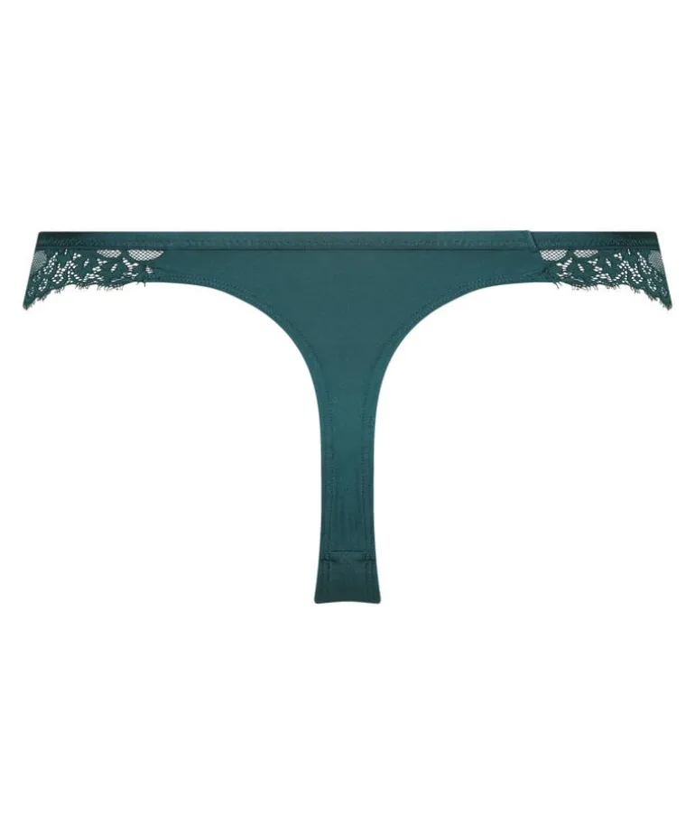 Daisy Thong - Blue