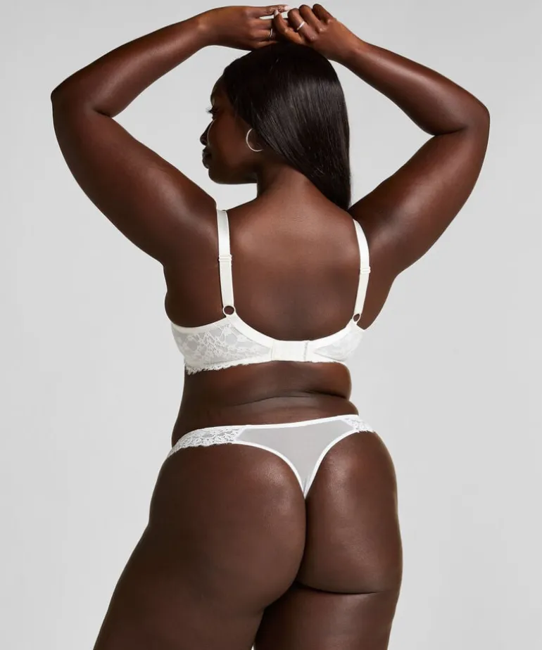 Daisy Thong - White