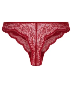 Isabelle Cheekini - Red