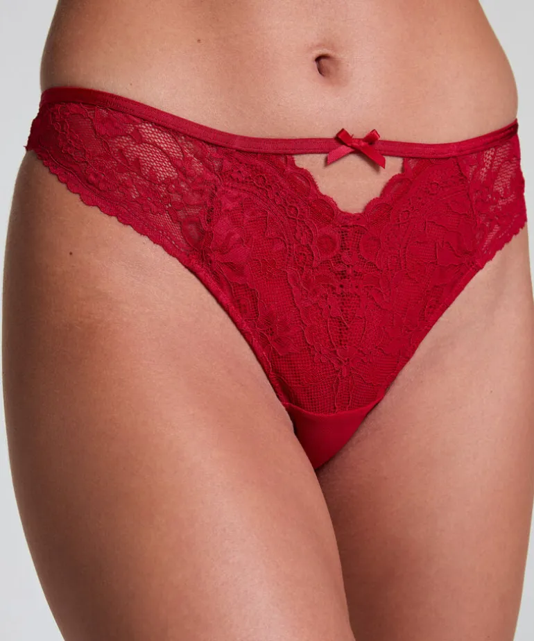 Juliette Thong - Red