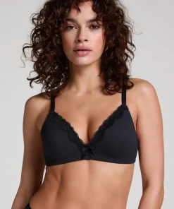 Lola Padded Non-Wired Bra - Black