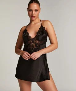 Mya Slipdress - Black