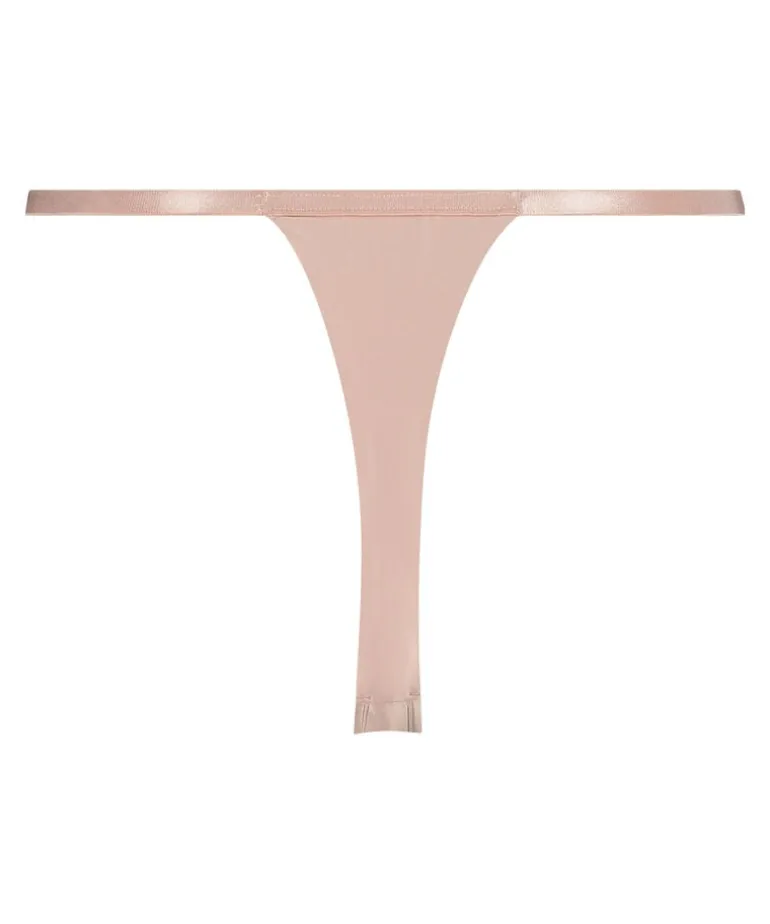 Nicole Thong - Pink
