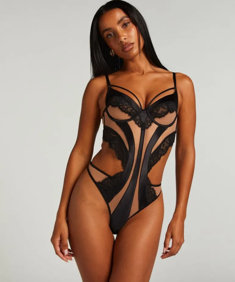 Nisha Body - Black