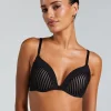 Pia Padded Underwired Push-Up Bra - Black