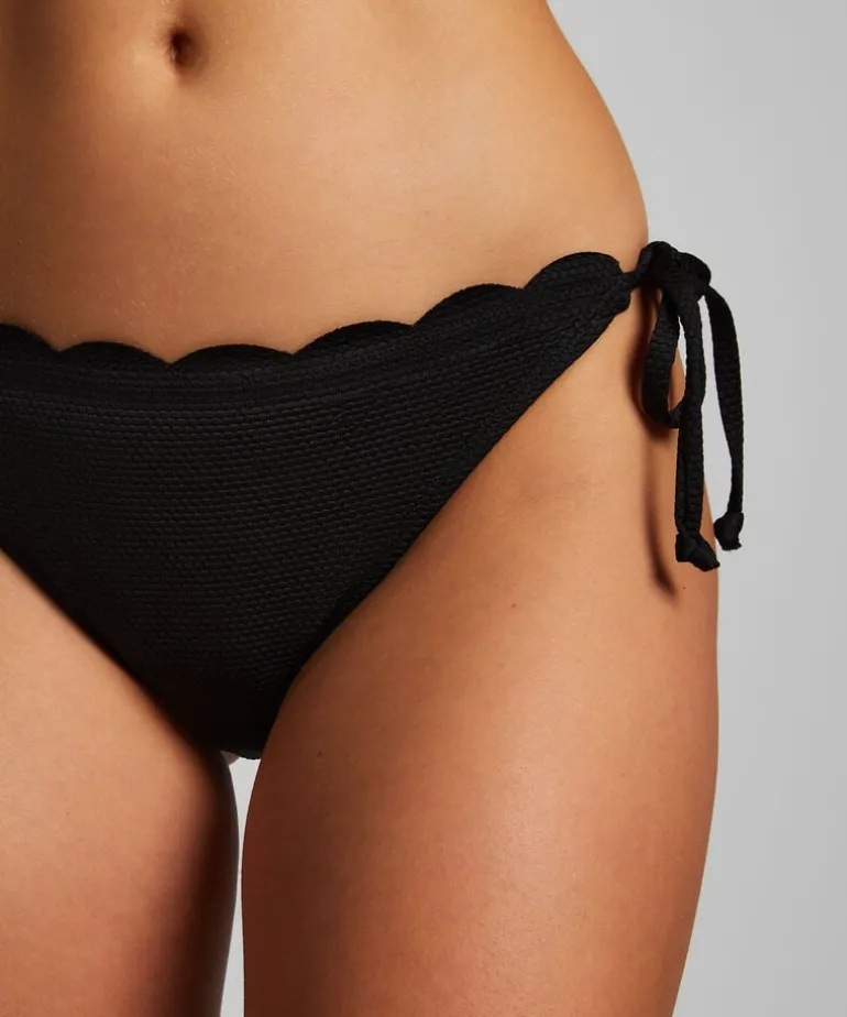 Scallop Bikini Bottoms - Black