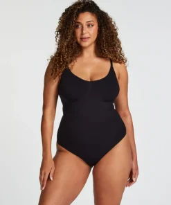 Seamless Enhancing High Leg Body - Black