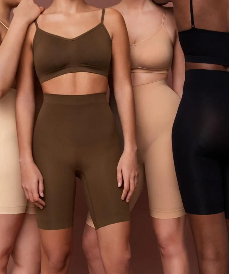 Seamless Enhancing Thigh Slimmer - Black