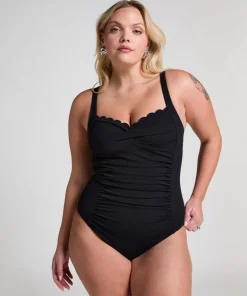 Shaping Scallop Swimsuit - Black