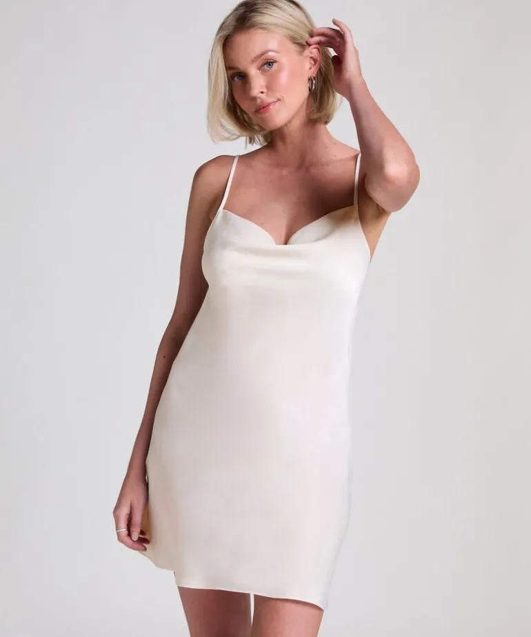 Slipdress Satin Minimal - White