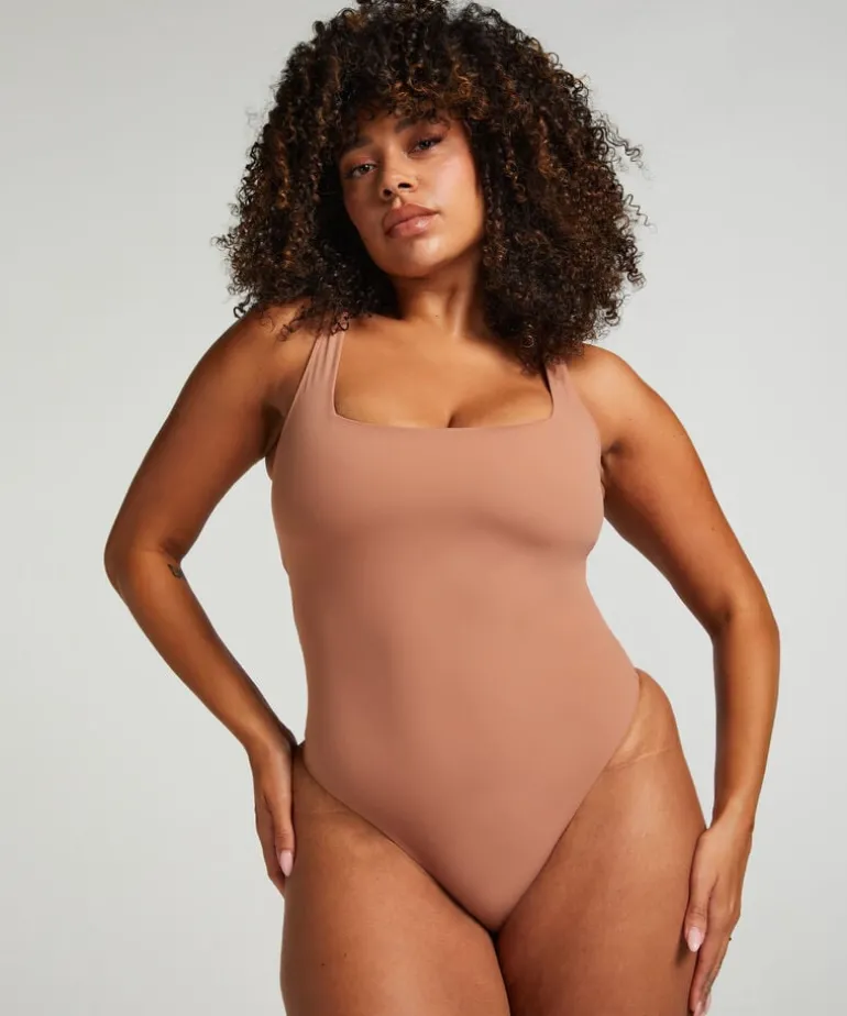 Smooth body - Brown