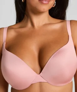 Smooth Padded Underwired Push-Up Bra - Pink