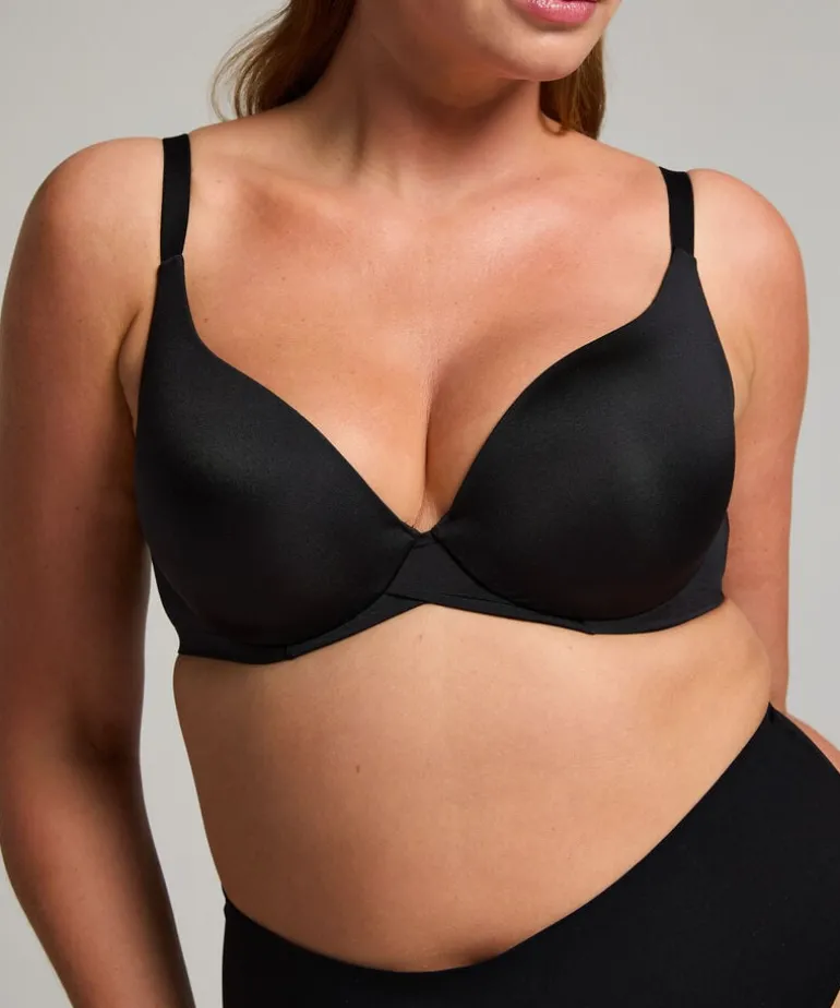 Smooth Padded Underwired Bra - Black
