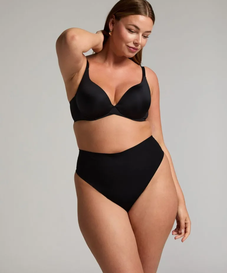 Smooth Padded Underwired Bra - Black