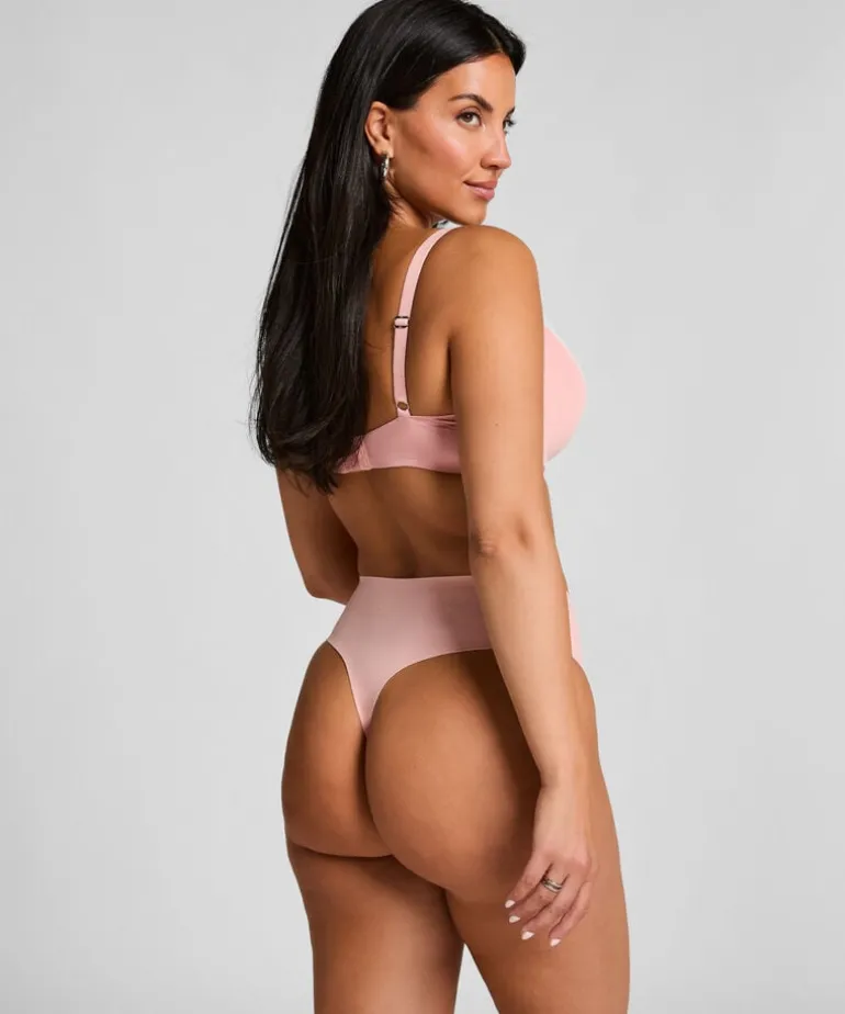 Smooth Padded Underwired Push-Up Bra - Pink