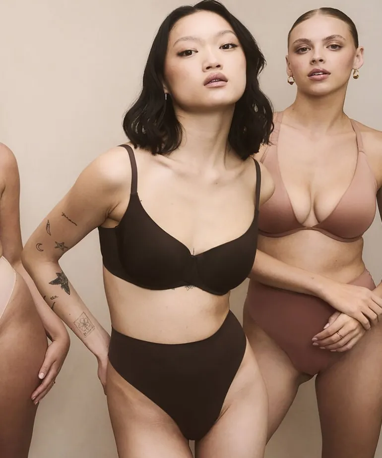 Smooth Padded Underwired Bra - Brown