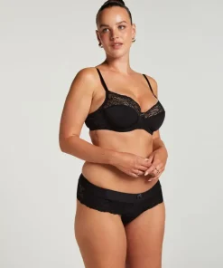 Sophie Thong Short - Black