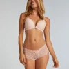 Vikki Boxer - Pink